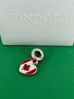 Pandora Canada Flag pendant